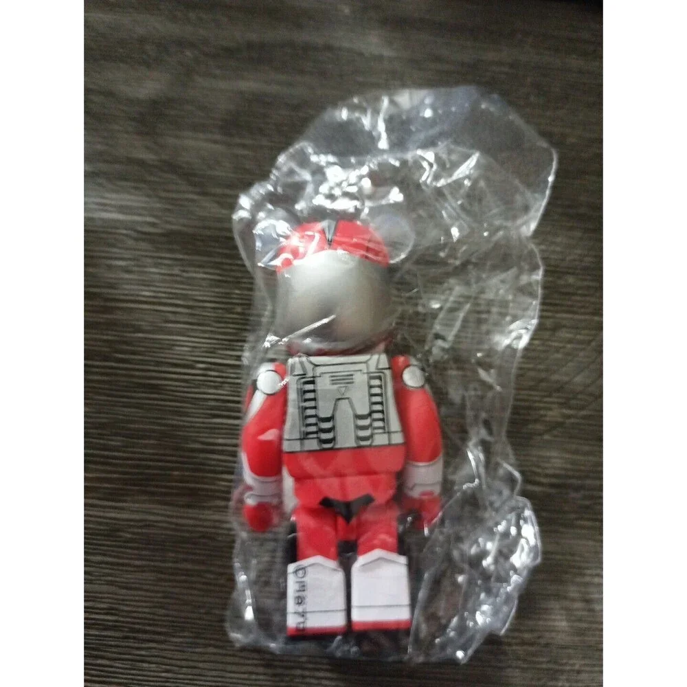 Bearbrick 100% Be@rbrick Series 46 Sci-Fi Gridman No Box